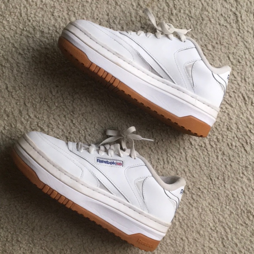 REEBOK/“CLUB C EXTRA”IN WHITE CLASSIC SNEAKERS